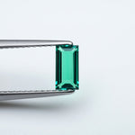 Load image into Gallery viewer, Straight baguette lab grown emerald
