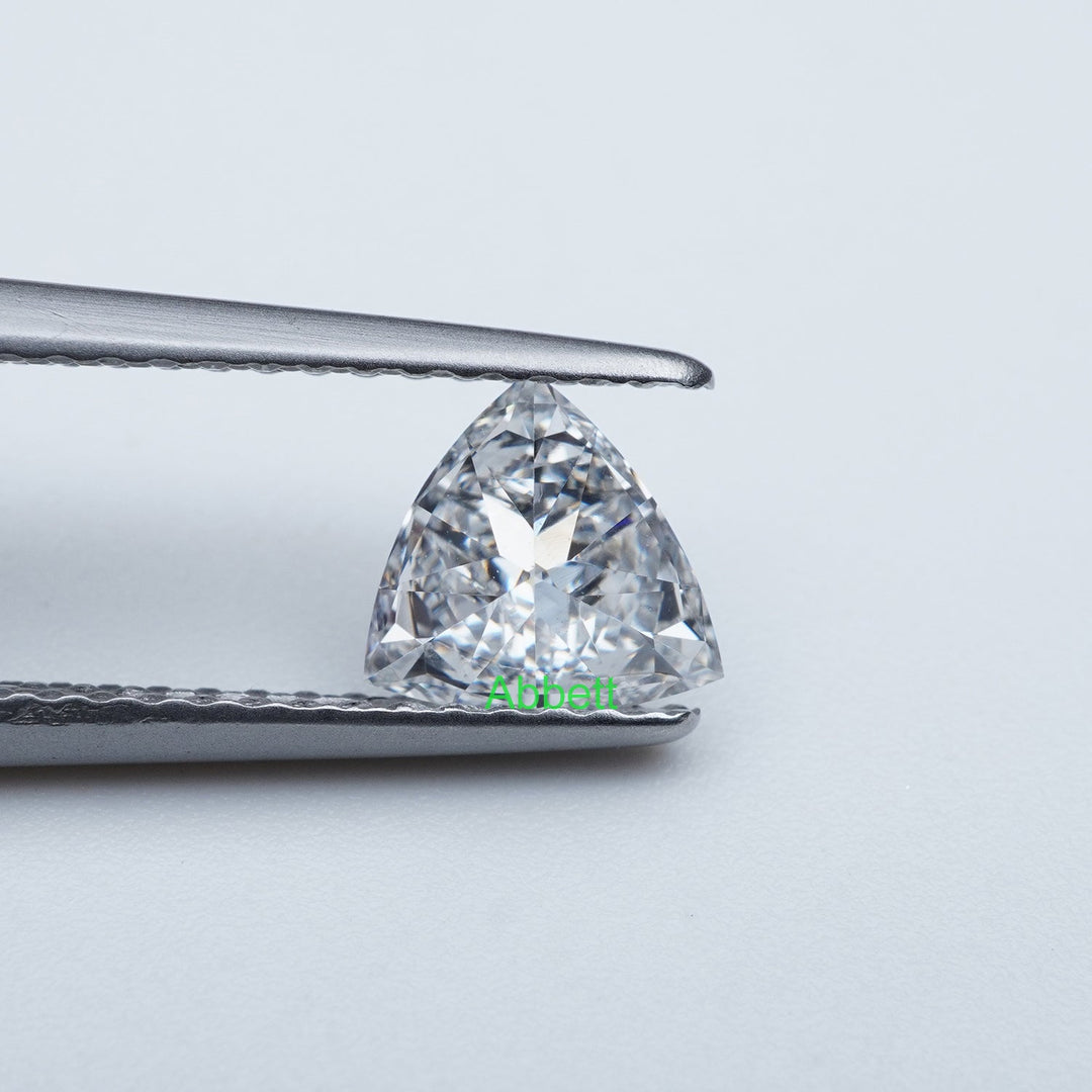 Trillion colorless lab grown diamond