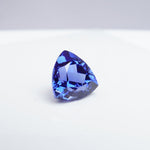 Load image into Gallery viewer, Trillion lab grown blue sapphire

