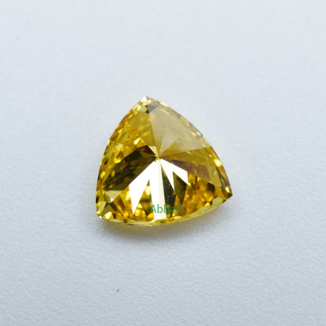 Trillion lab grown yellow diamond