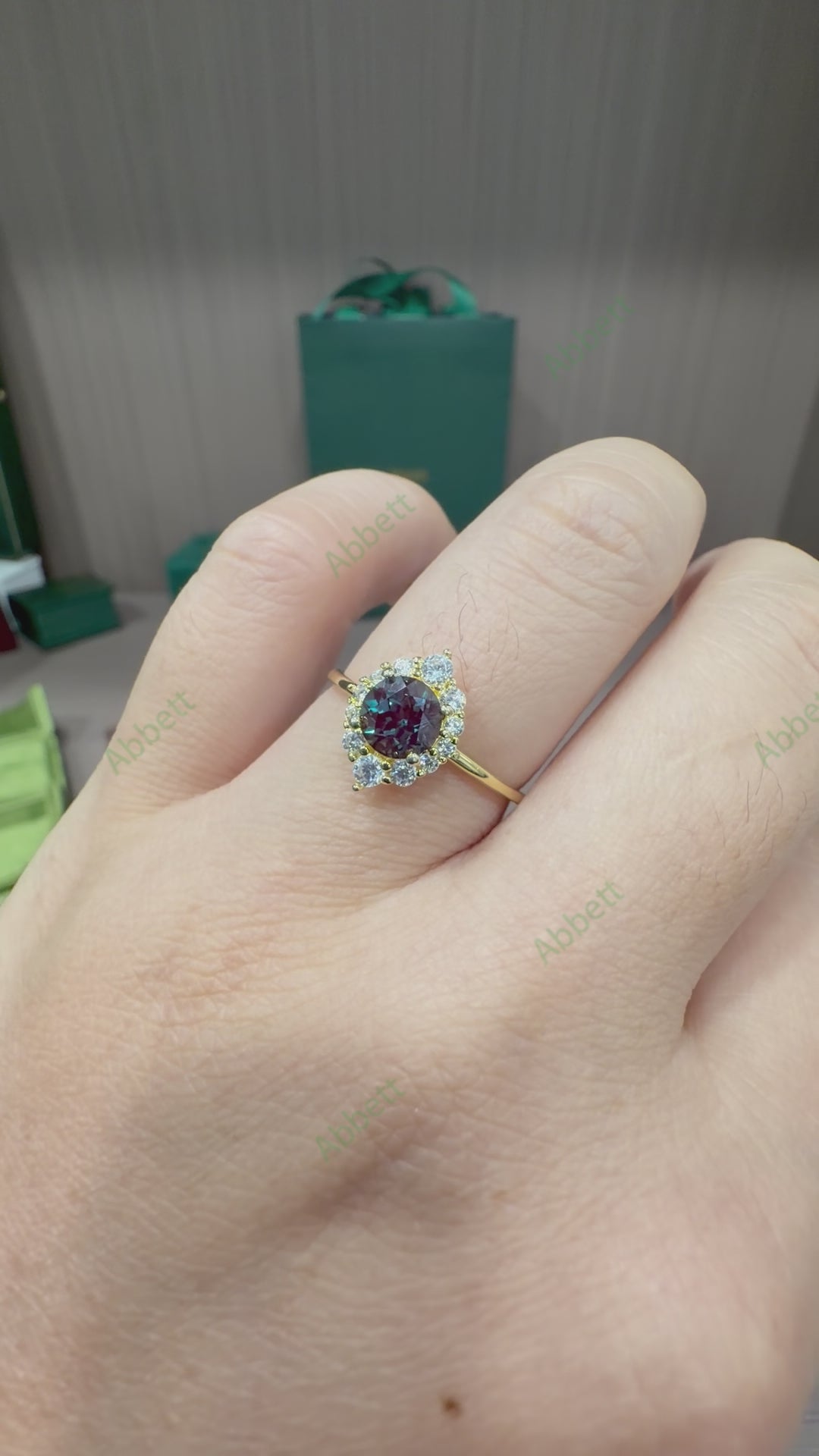 Floral Diamond Halo Alexandrite Ring 1.0ct Round Cut 6mm Nature-Inspired Engagement Ring