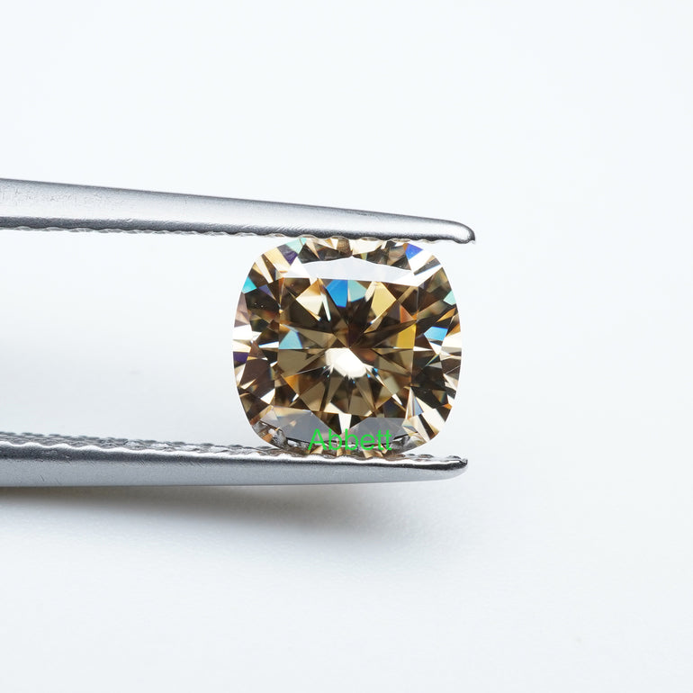 Cushion brown moissanite
