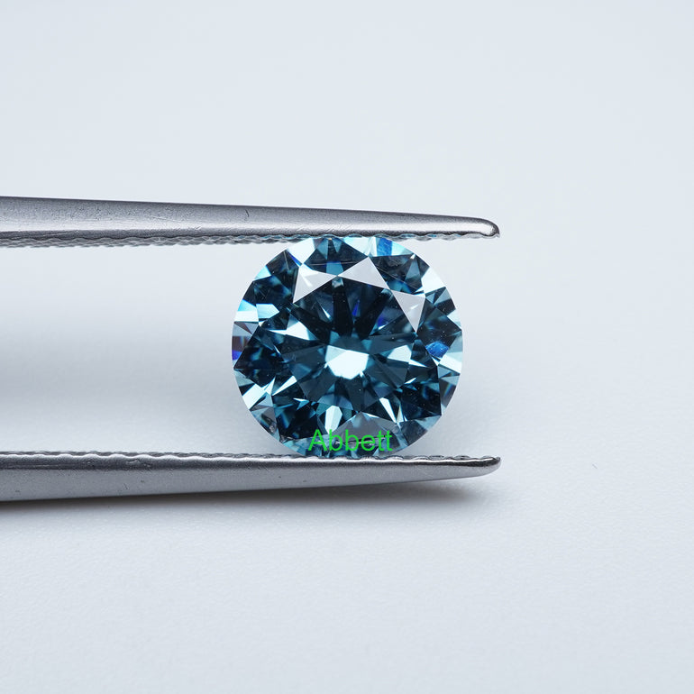 Round lab grown blue diamond