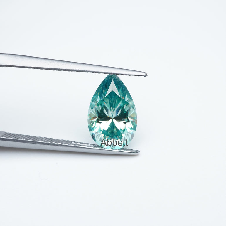 Pear teal moissanite
