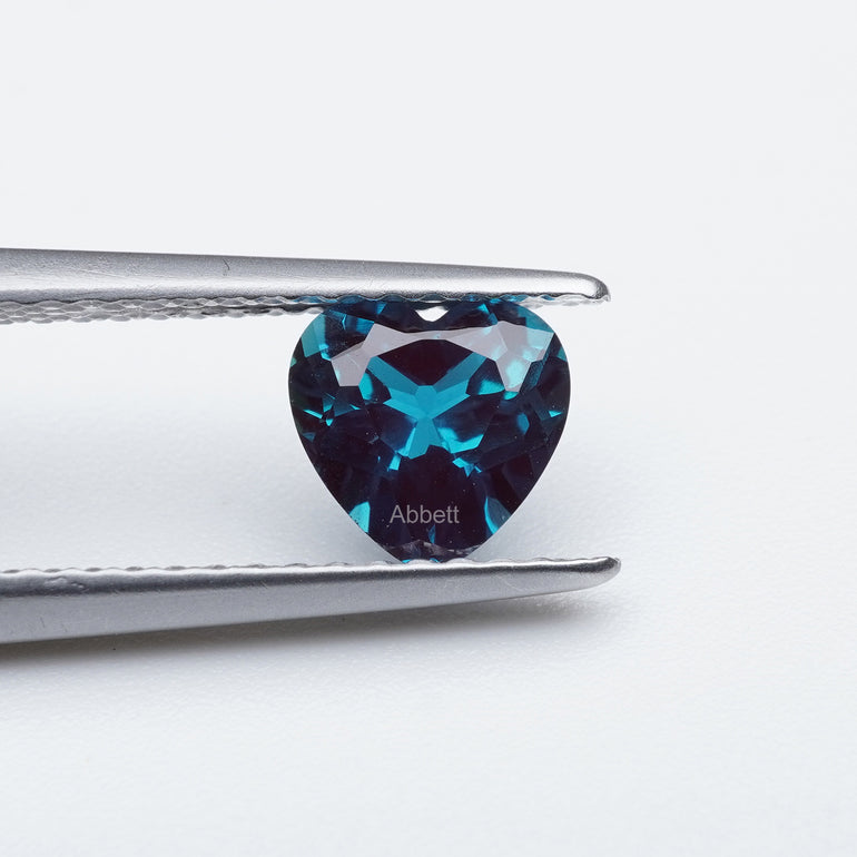 Heart lab grown alexandrite