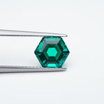 Load and play video in Gallery viewer, Hexagon lab grown emerald
