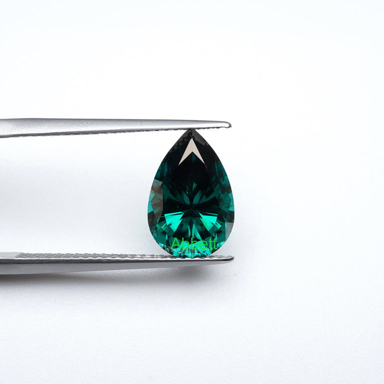 Pear green moissanite