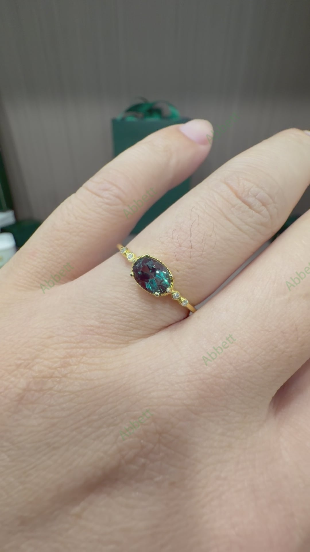 East-West Lab Grown Alexandrite Ring 1.0ct Oval Cut Milgrain Bezel Low-Profile Ring